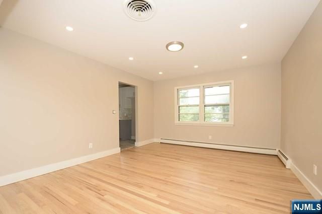 27-14 Berdan Avenue, Fair Lawn, NJ 07410