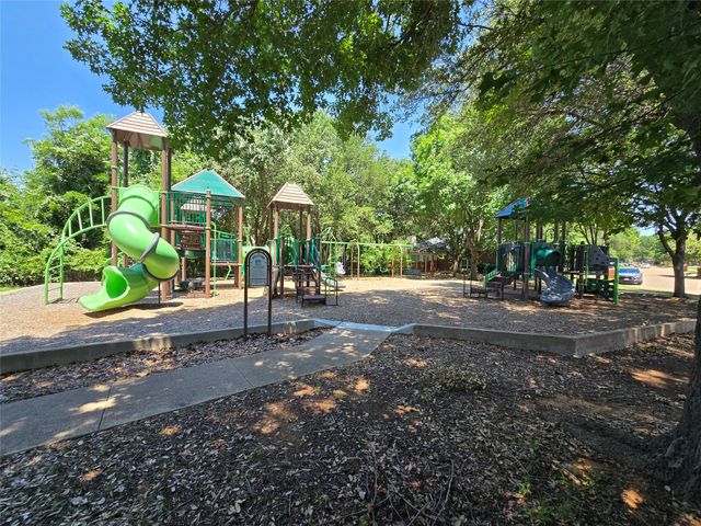 2525 Amber Lane, Flower Mound, TX 75028