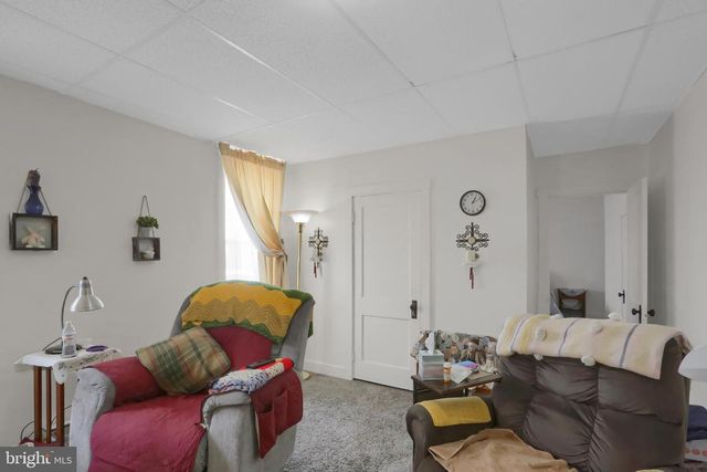 135 E MARKET ST, Berrysburg, PA 17005