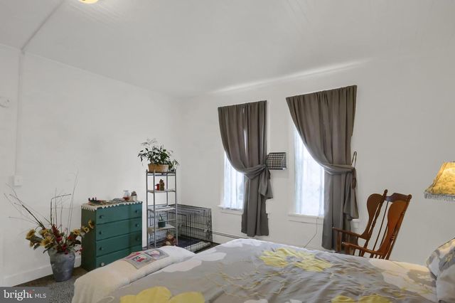 135 E MARKET ST, Berrysburg, PA 17005