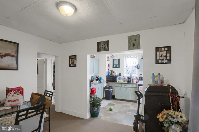 135 E MARKET ST, Berrysburg, PA 17005