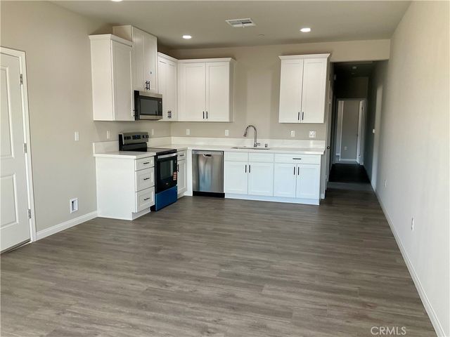 5103 Cohiba Ct, Bakersfield, CA 93307