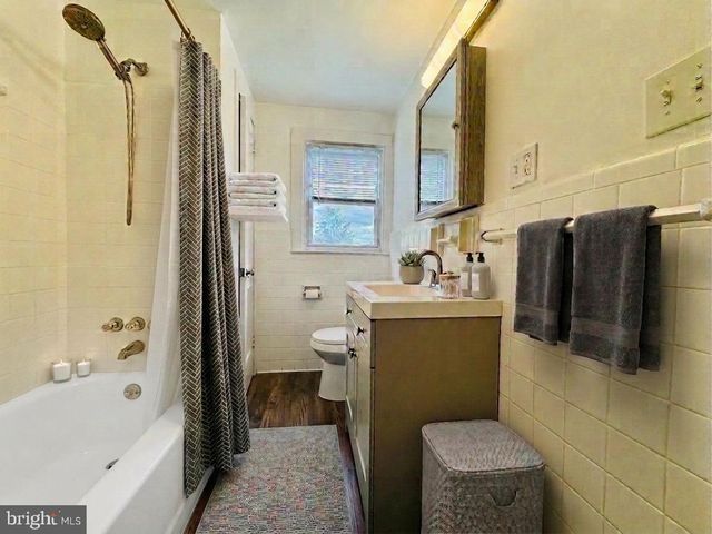 730 FRANKLIN ST, West Reading, PA 19611