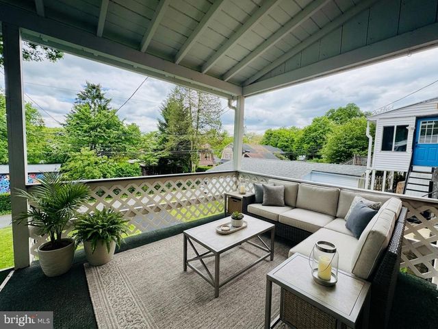 730 FRANKLIN ST, West Reading, PA 19611