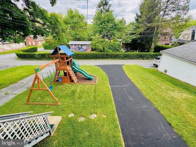 730 FRANKLIN ST, West Reading, PA 19611