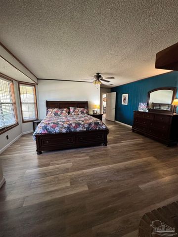 1975 Homer Holland Rd, Milton, FL 32570