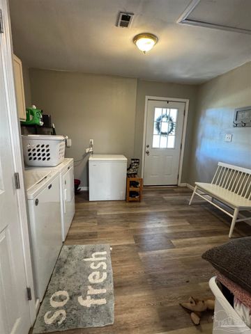 1975 Homer Holland Rd, Milton, FL 32570