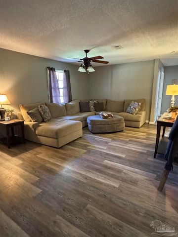 1975 Homer Holland Rd, Milton, FL 32570