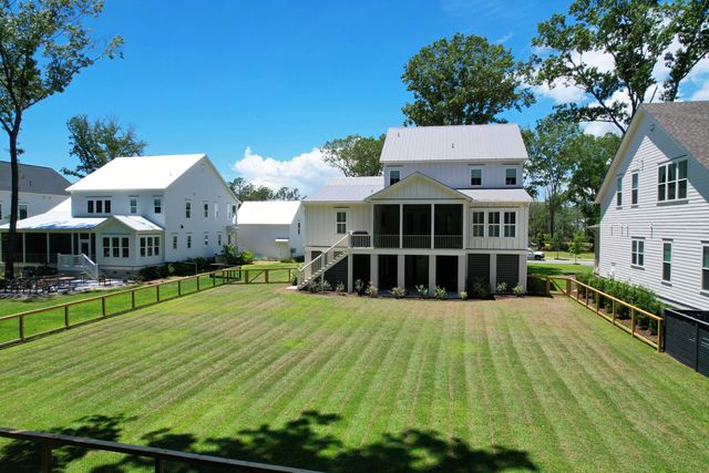 3853 Delinger Drive, Mount Pleasant, SC 29466