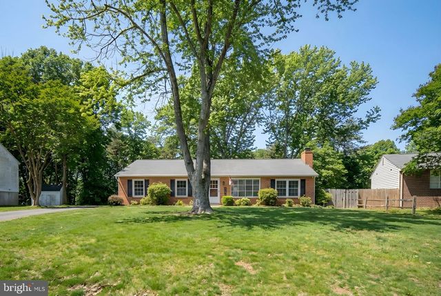 10412 HILLSIDE LN, Fredericksburg, VA 22408