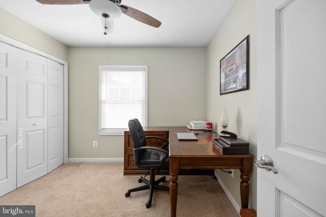 10412 HILLSIDE LN, Fredericksburg, VA 22408