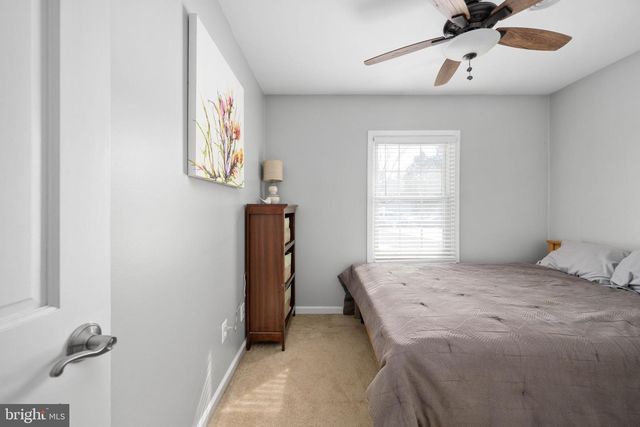 10412 HILLSIDE LN, Fredericksburg, VA 22408