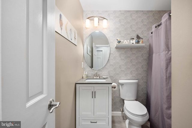 10412 HILLSIDE LN, Fredericksburg, VA 22408