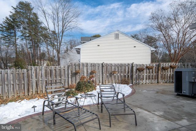 10412 HILLSIDE LN, Fredericksburg, VA 22408