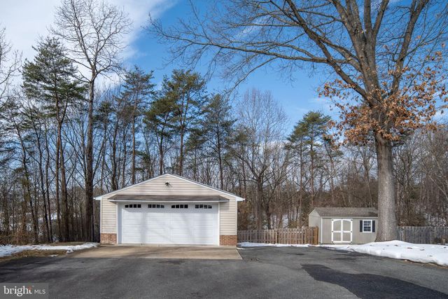 10412 HILLSIDE LN, Fredericksburg, VA 22408