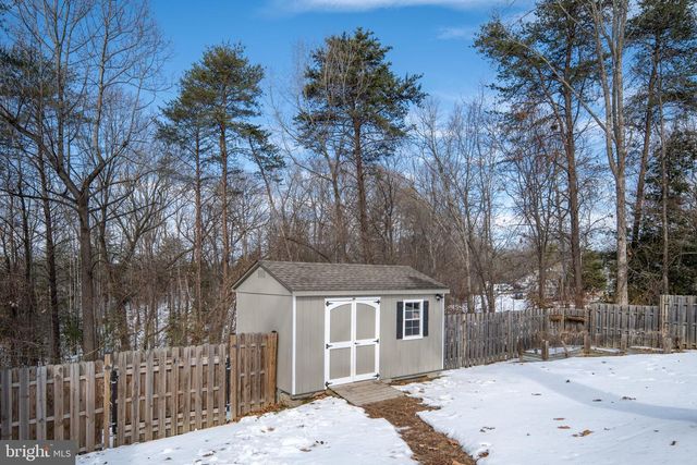 10412 HILLSIDE LN, Fredericksburg, VA 22408