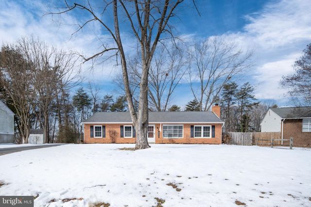 10412 HILLSIDE LN, Fredericksburg, VA 22408