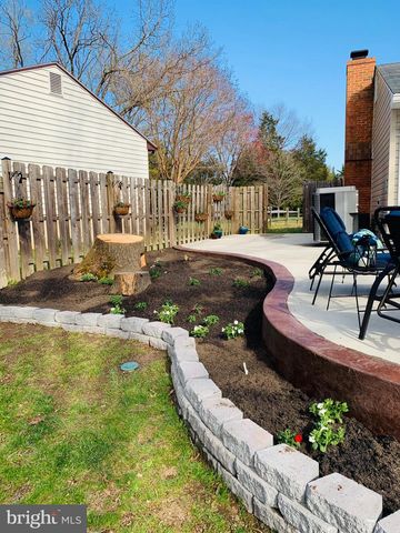 10412 HILLSIDE LN, Fredericksburg, VA 22408