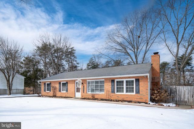 10412 HILLSIDE LN, Fredericksburg, VA 22408