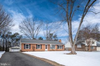 10412 HILLSIDE LN, Fredericksburg, VA 22408