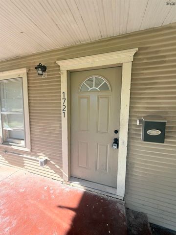 1721 ELIZABETH AVENUE, Wichita Falls, TX 76301