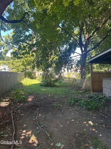 26 Grand Street, Glens Falls, NY 12801