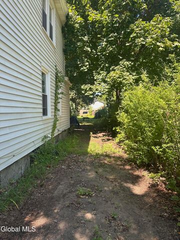 26 Grand Street, Glens Falls, NY 12801