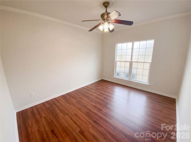 10803 Fountaingrove Drive, Charlotte, NC 28262