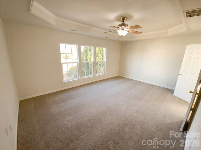 10803 Fountaingrove Drive, Charlotte, NC 28262