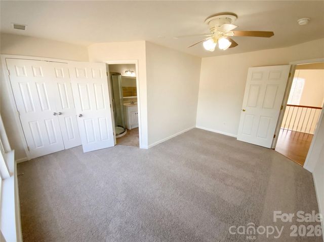 10803 Fountaingrove Drive, Charlotte, NC 28262