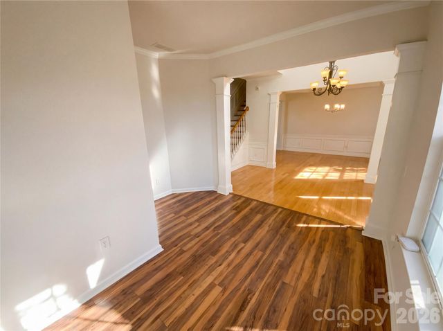 10803 Fountaingrove Drive, Charlotte, NC 28262