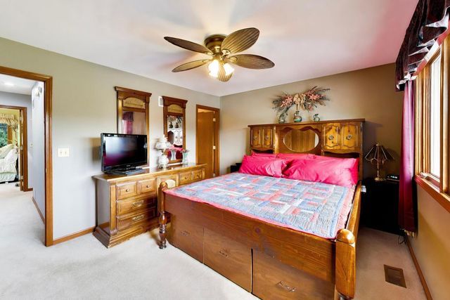 36701 N Lake Street, Ingleside, IL 60041