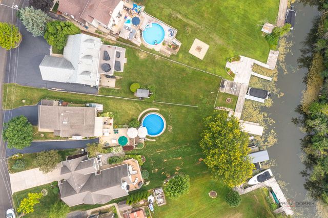36701 N Lake Street, Ingleside, IL 60041