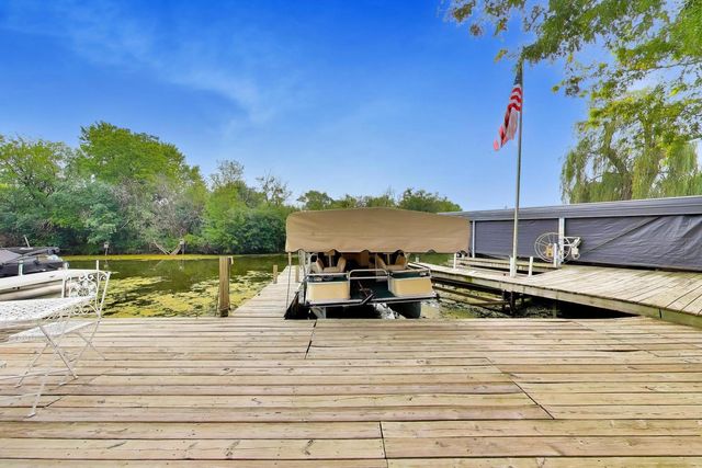 36701 N Lake Street, Ingleside, IL 60041