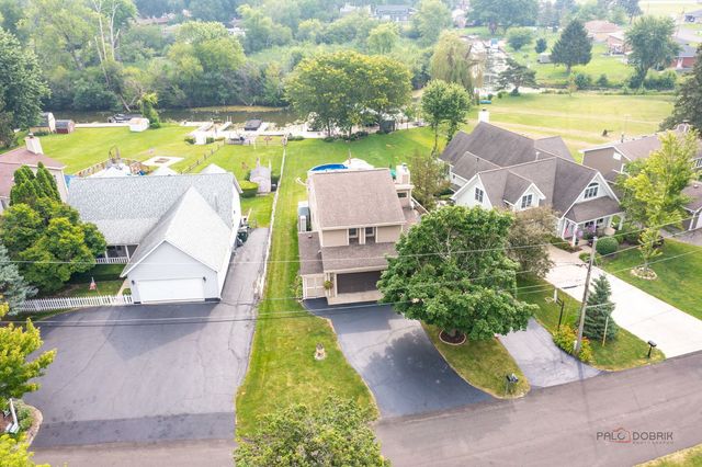 36701 N Lake Street, Ingleside, IL 60041