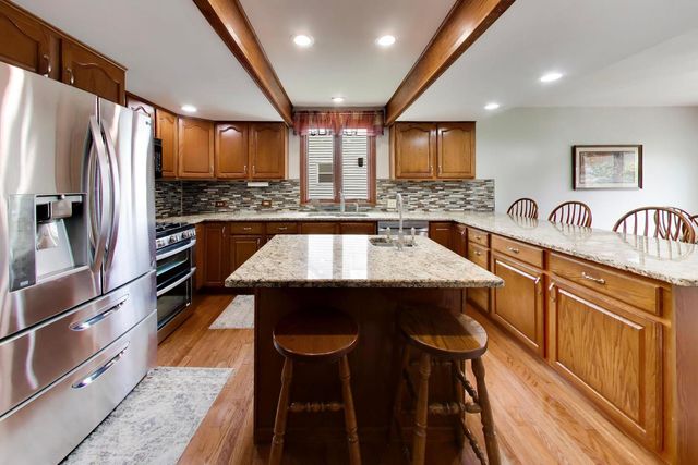 36701 N Lake Street, Ingleside, IL 60041
