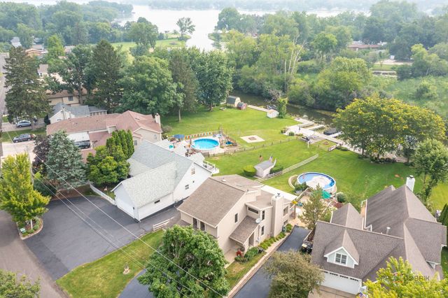 36701 N Lake Street, Ingleside, IL 60041