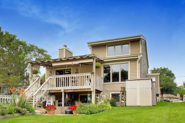 36701 N Lake Street, Ingleside, IL 60041