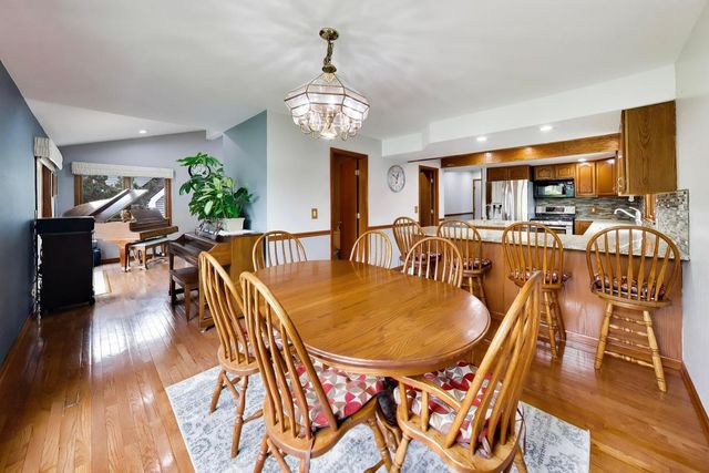 36701 N Lake Street, Ingleside, IL 60041