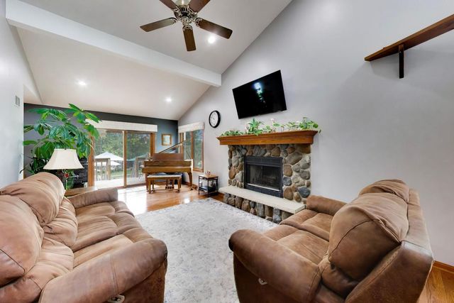 36701 N Lake Street, Ingleside, IL 60041