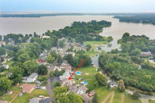 36701 N Lake Street, Ingleside, IL 60041