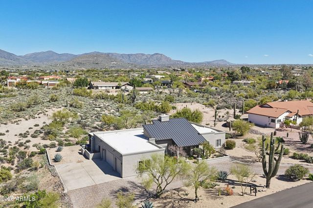 8928 E Venus Drive, Carefree, AZ 85377