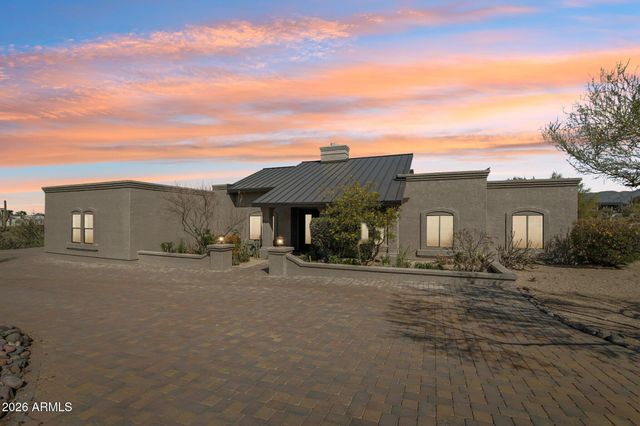 8928 E Venus Drive, Carefree, AZ 85377