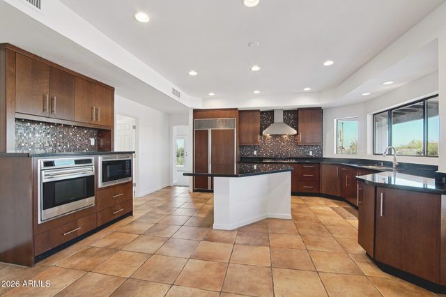 8928 E Venus Drive, Carefree, AZ 85377