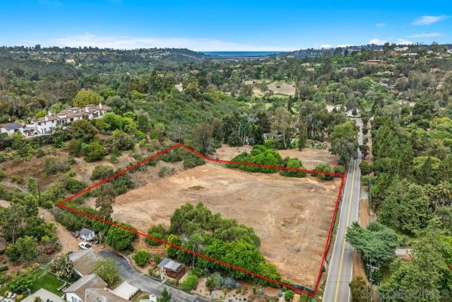 4919 El Secreto x, Rancho Santa Fe, CA 92067