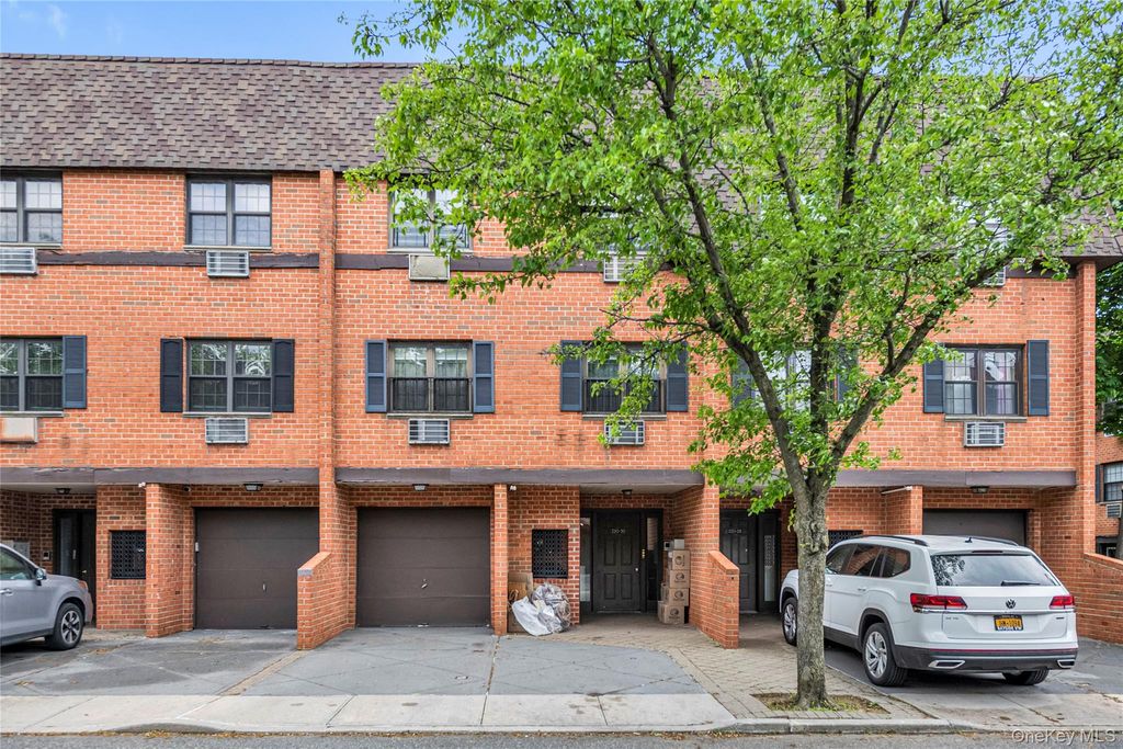 220-30 64th Avenue 3rd fl, Bayside, NY 11364 — exterior