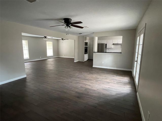 10215 Belfast Road, La Porte, TX 77571