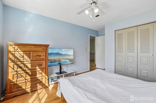 293 Bromley Place, East Brunswick, NJ 08816
