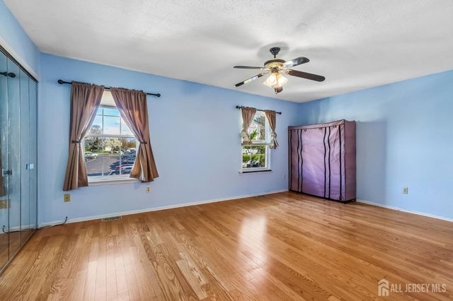 293 Bromley Place, East Brunswick, NJ 08816