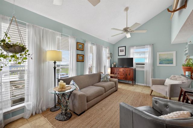 4134 Liberty Drive, Galveston, TX 77554